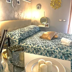 https://mizzicahome.taorminaitalyhotels.com